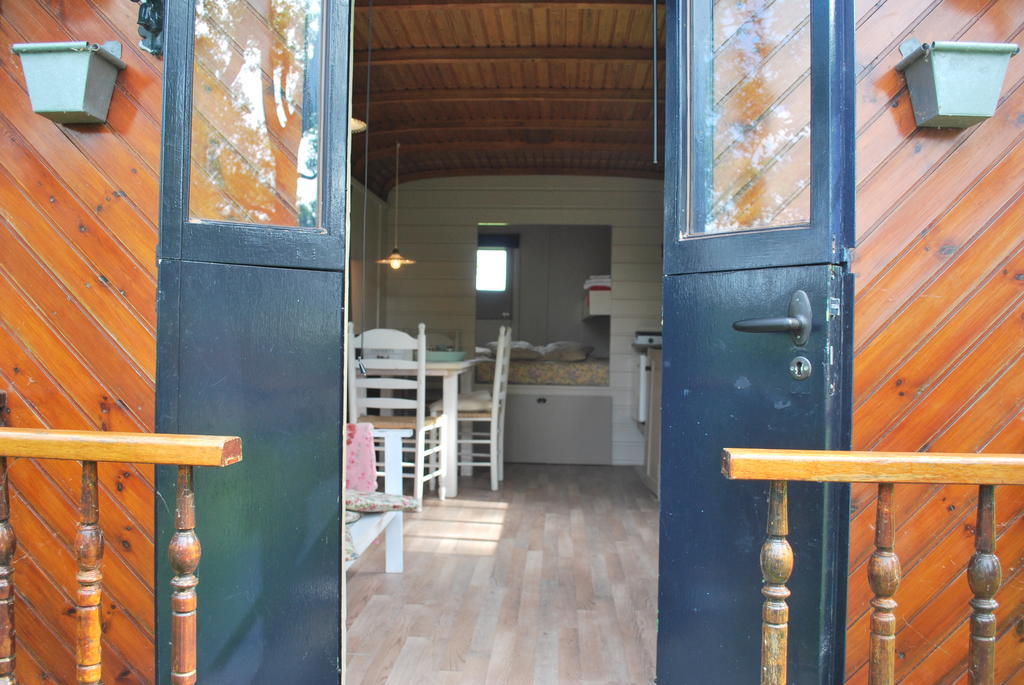 Logement Doosje Warfstermolen Εξωτερικό φωτογραφία